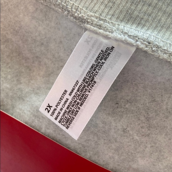 Lot of 2 NWT Holiday Pajama Sets - Picture 4 of 6